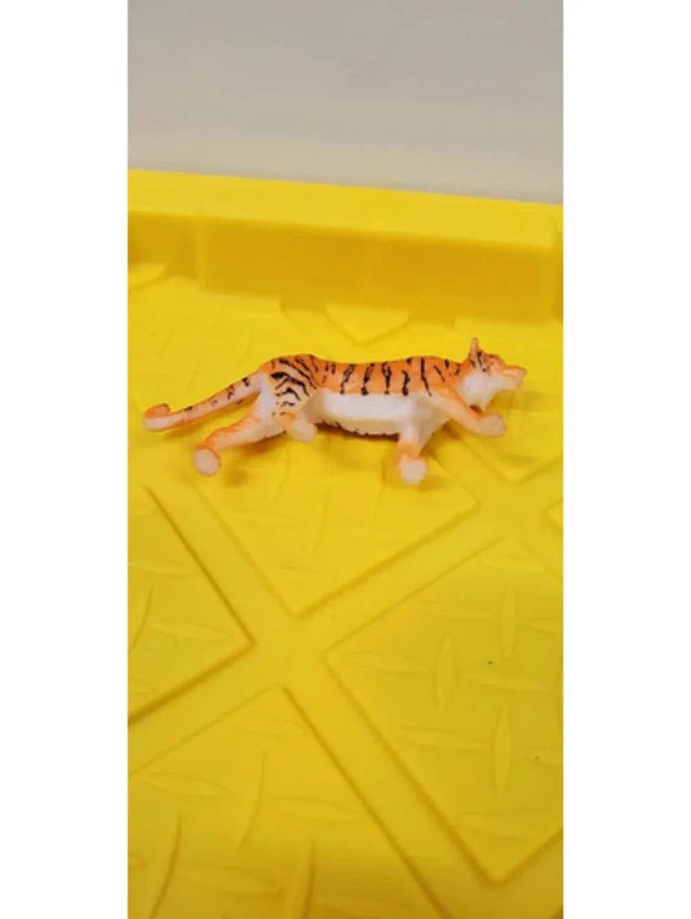 Plastic Orange Tiger Figurine Toy Wild Animal Safari Zoo